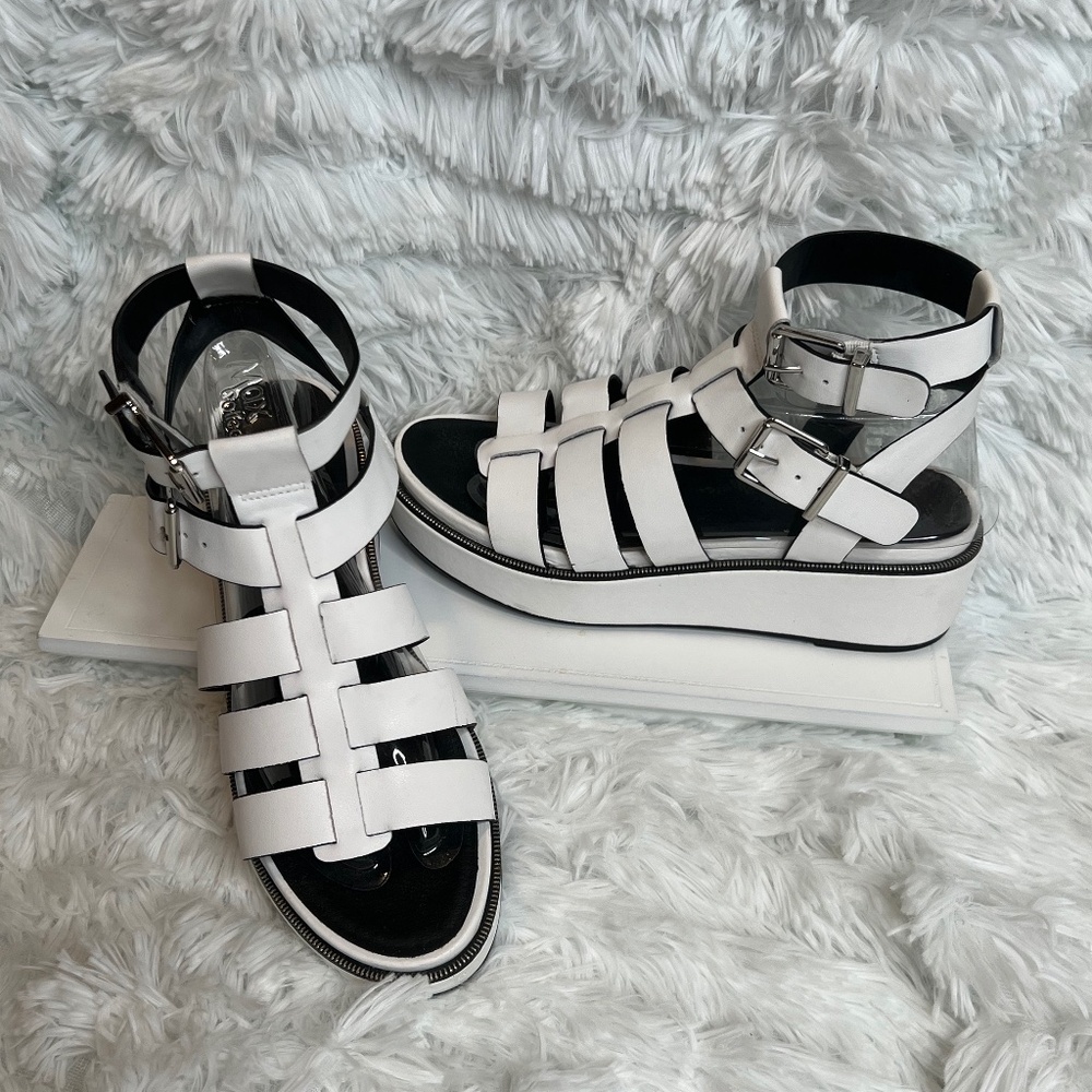 Gianni Bini White and Black Platform Sandals